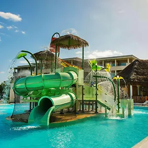 5* Üdülőközpont Paradisus (adults Only)
