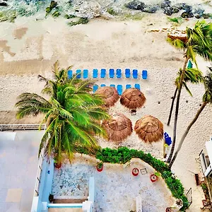3* Szálloda Pelicano - Beachfront